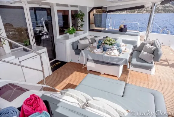 Image of Lucky Clover yacht #12