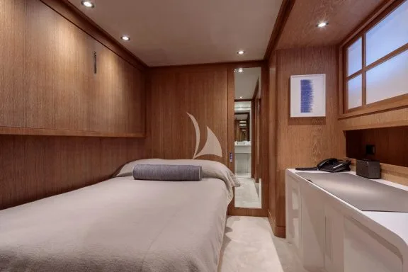 Image of SHOOTING STAR yacht #25