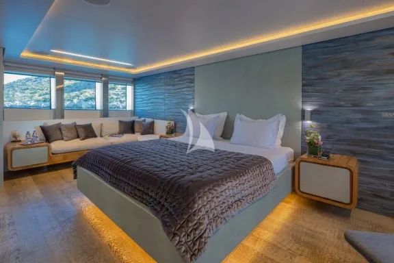 Master cabin II