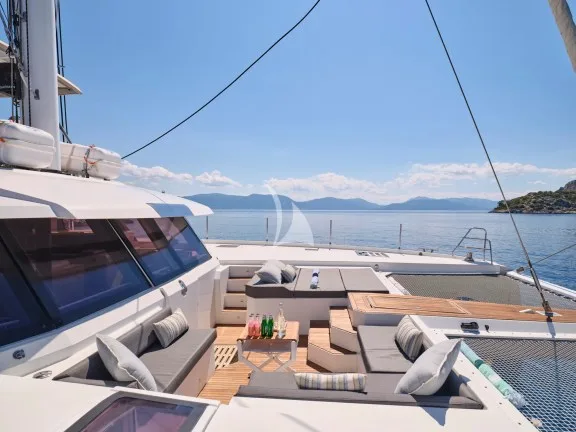 Image of SERENISSIMA yacht #12