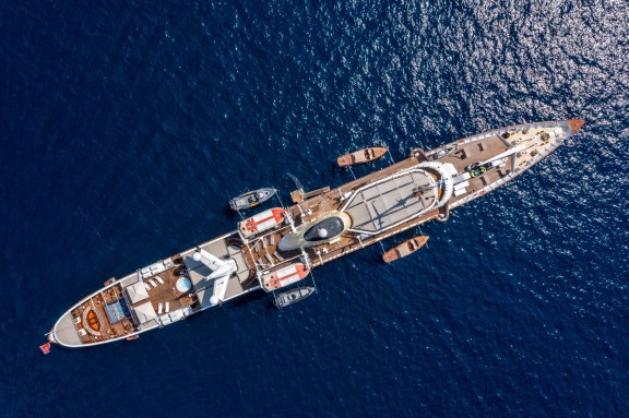 Image of CHRISTINA O yacht #4
