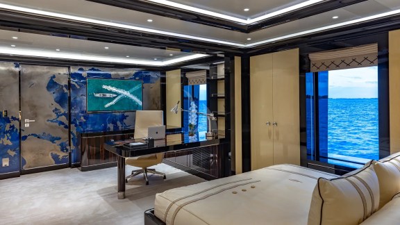 Image of OKTO yacht #43