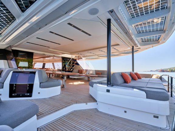 Aftdeck (Sistership)