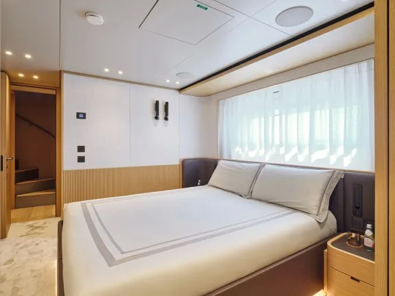 Double Cabin