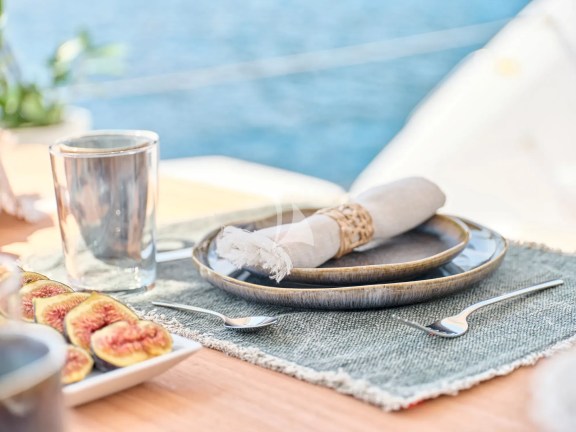 Dining details