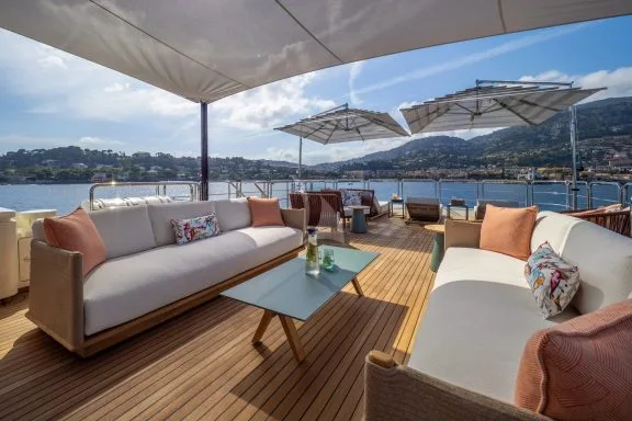 Sun deck
