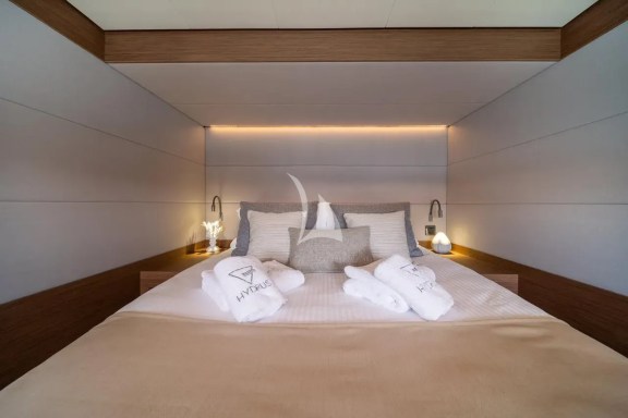Double Cabin