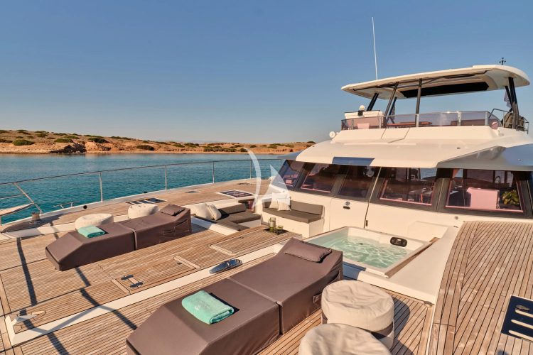 Sun deck