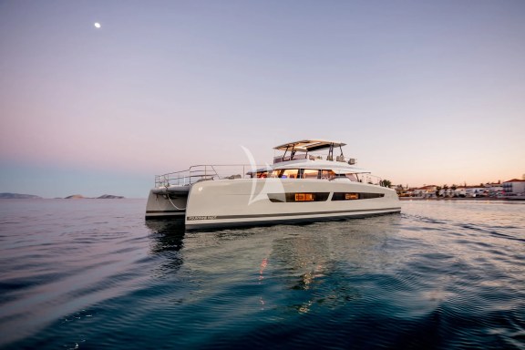 Image of D2 yacht #5