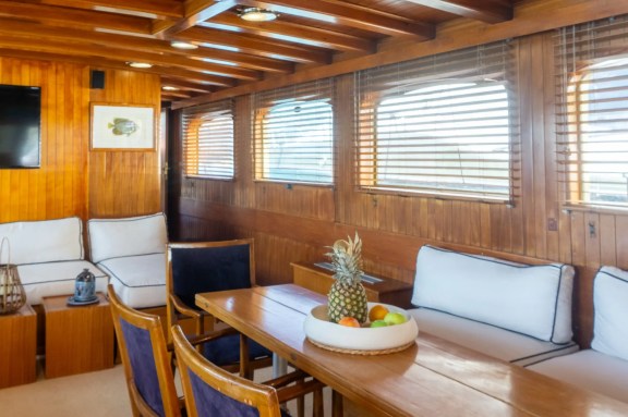 Image of Aphrodite yacht #14