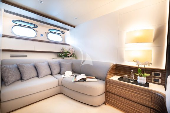 Image of PAREAKI II yacht #53
