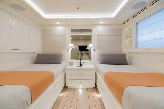 Twin guest stateroom