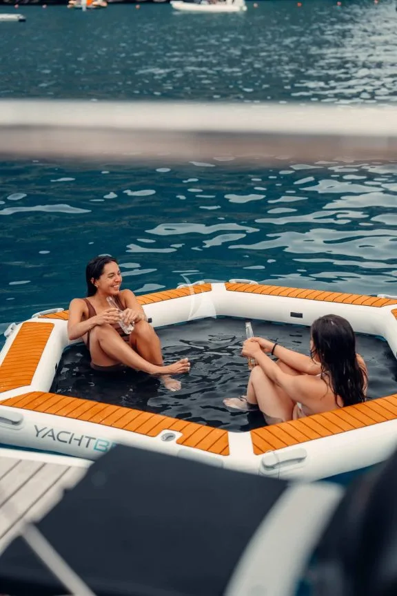 Inflatable platform - Beach Hammock