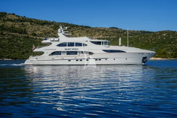 Image of SILENT WORLD yacht #19