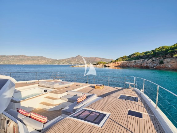 Front deck