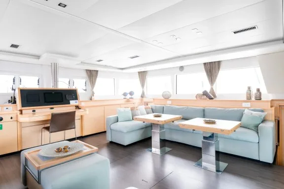 Main saloon area