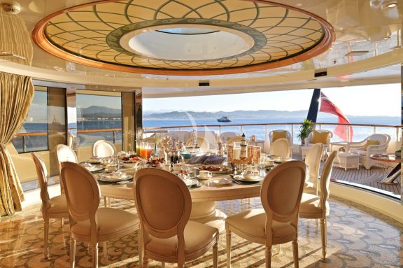 Sky lounge dining area