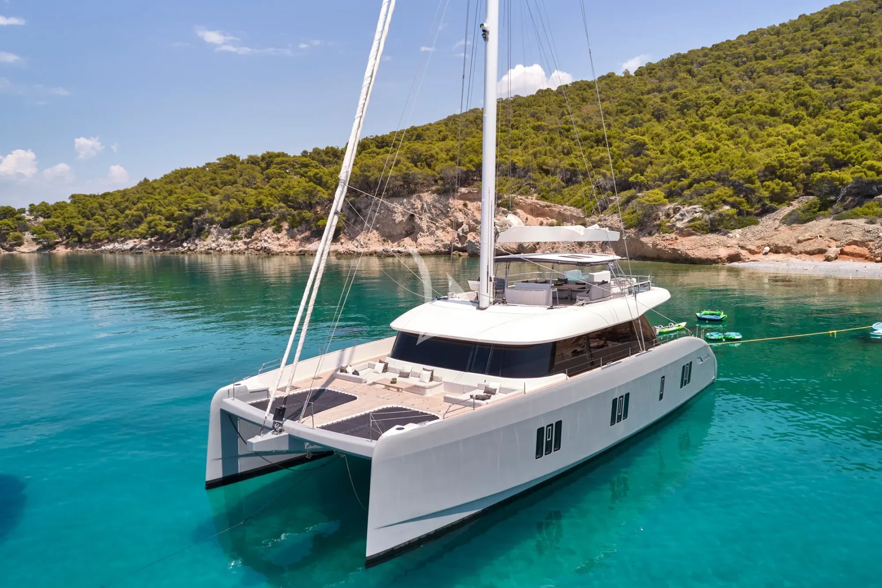 Main image of ABOVE & BEYOND yacht