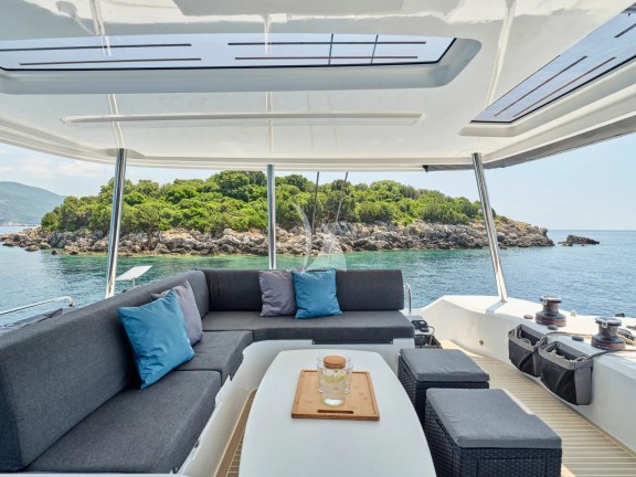 Image of AZUL yacht #25