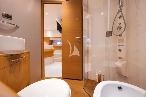 Image of BLUEWAVE yacht #23