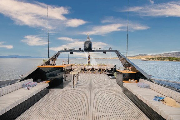 Image of CAN’T REMEMBER yacht #35