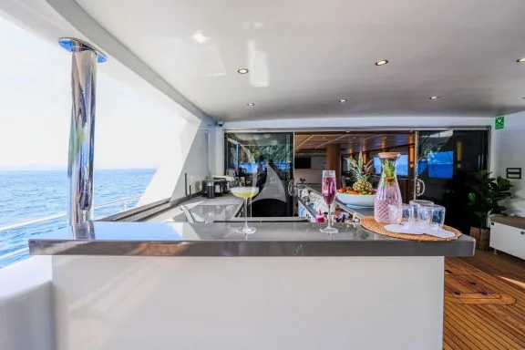 Image of KING OF THE SEA yacht #8