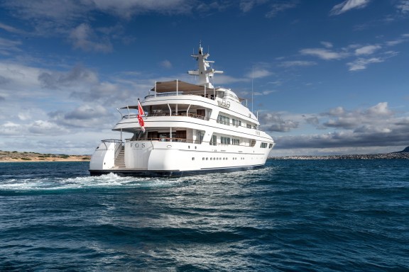 Image of FOS yacht #12