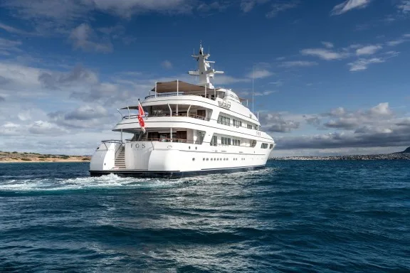 Image of FOS yacht #12