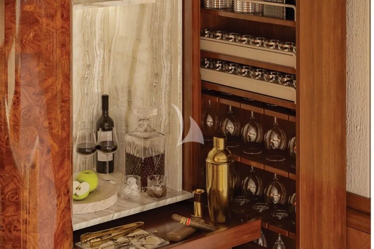 Visuals Main Salon Bar