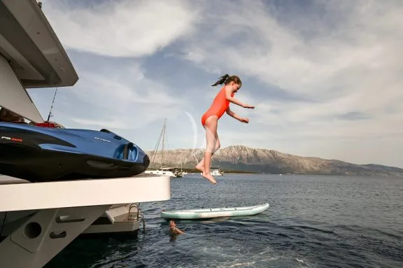 Image of 7th Heaven yacht #20
