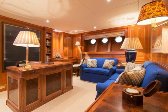 Master stateroom office