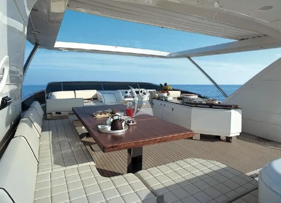Flybridge