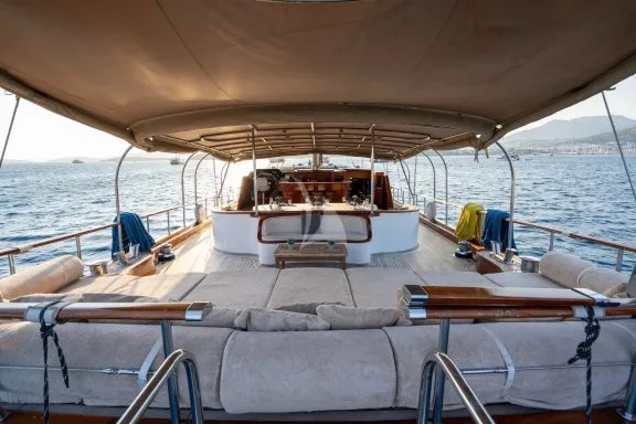 Image of La Bella Vita yacht #12