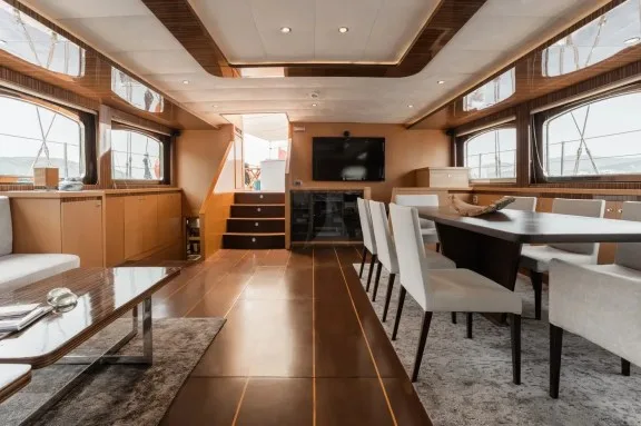 Image of LE PIETRE yacht #8