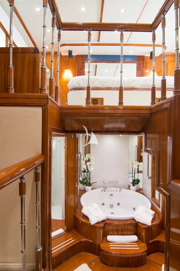 Image of DREAM B yacht #11