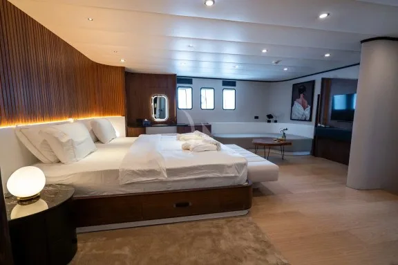 Image of DE LOVE yacht #53
