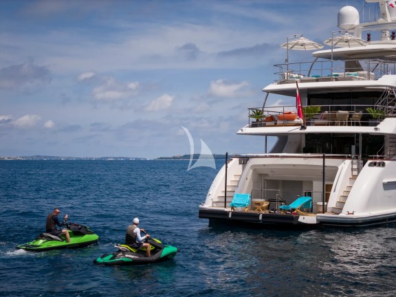 Image of NELA yacht #40