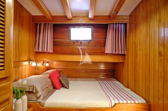 Image of WHITE PEARL yacht #36