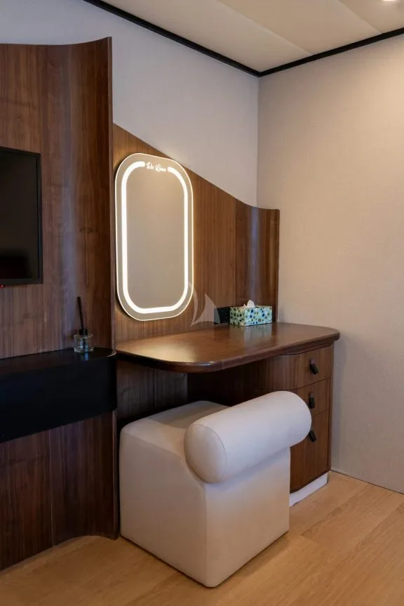 Image of DE LOVE yacht #42