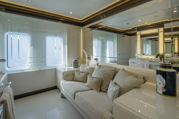 Image of LADY VERA yacht #43