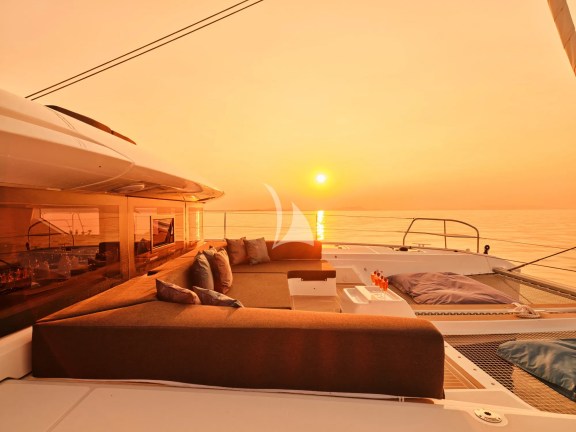 Image of AZUL yacht #37