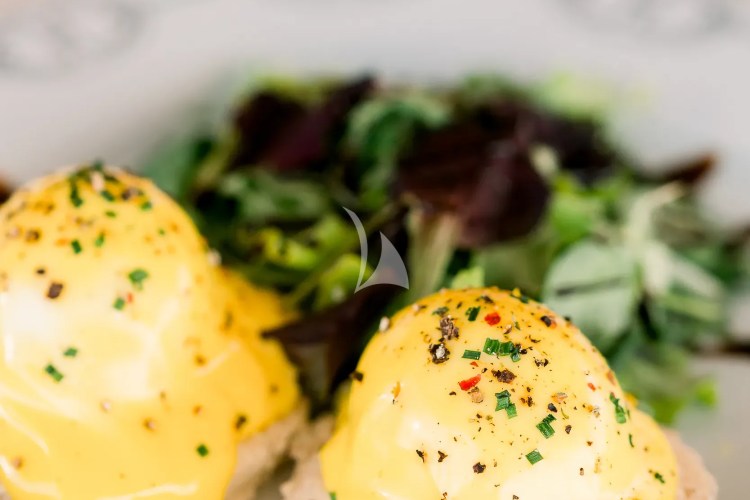 Eggs Benedict