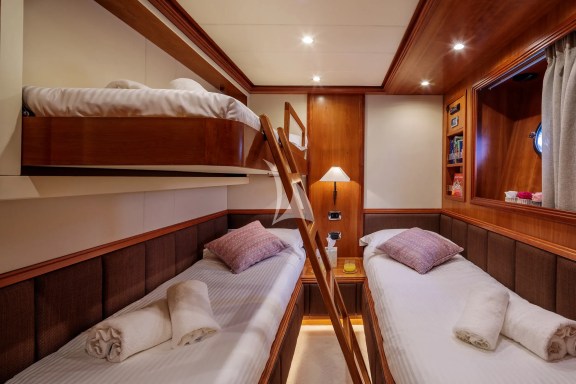 Image of FREEDOM yacht #38