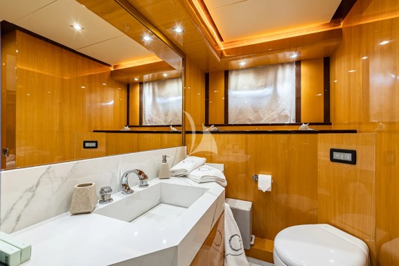 Image of CAN’T REMEMBER yacht #22
