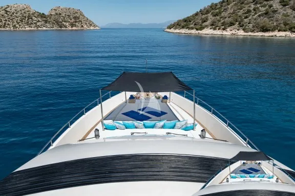Sundeck area
