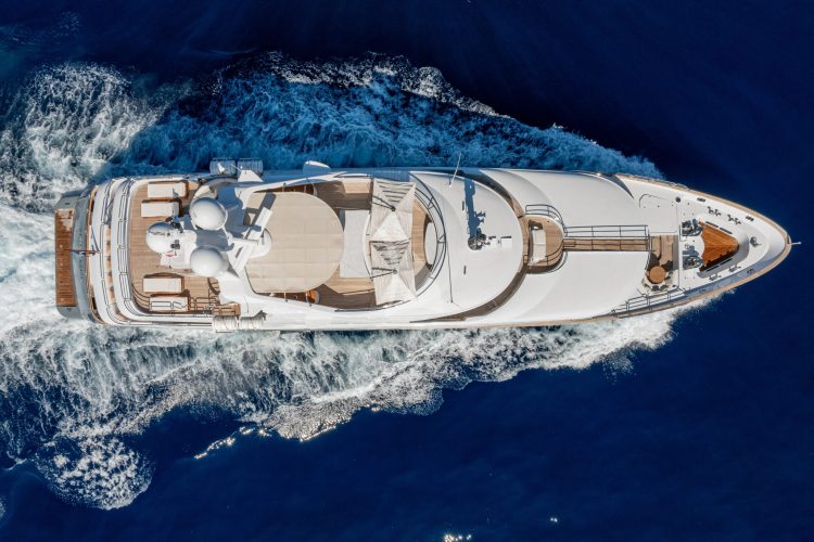 JUSTA DELIA underway