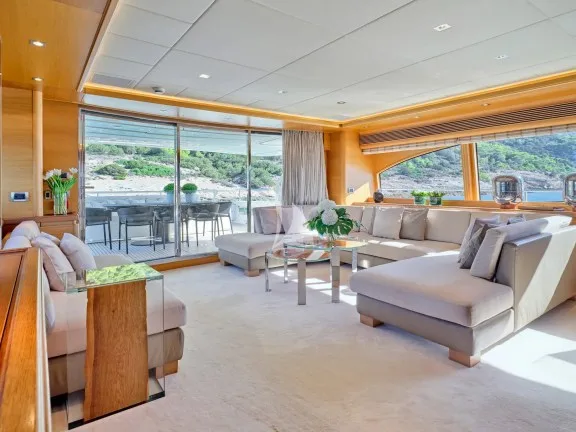 Image of SEVEN S yacht #35