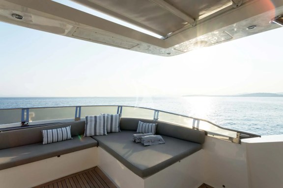 Sundeck lounge