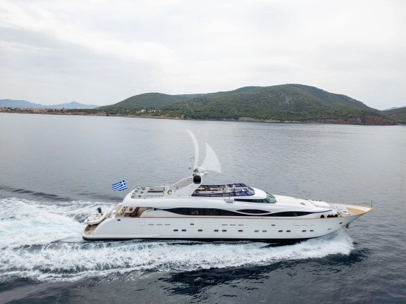 Image of PAREAKI II yacht #2