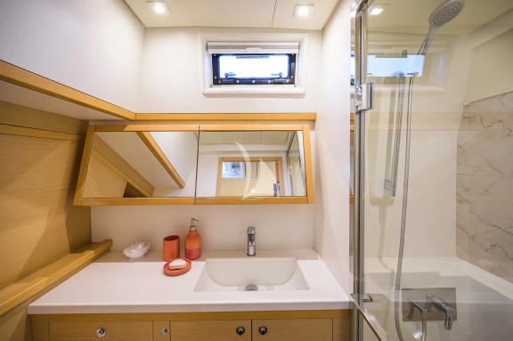 Image of LARGO WINCH yacht #30